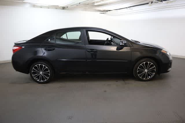 Thumbnail: 2016 Toyota Corolla - 9