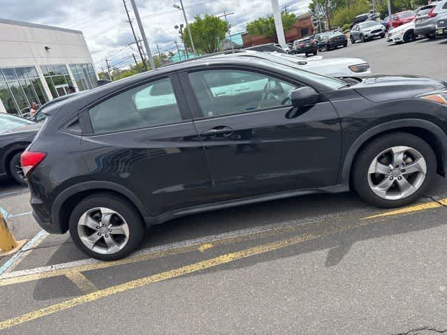Thumbnail: 2019 Honda HR-V - 15