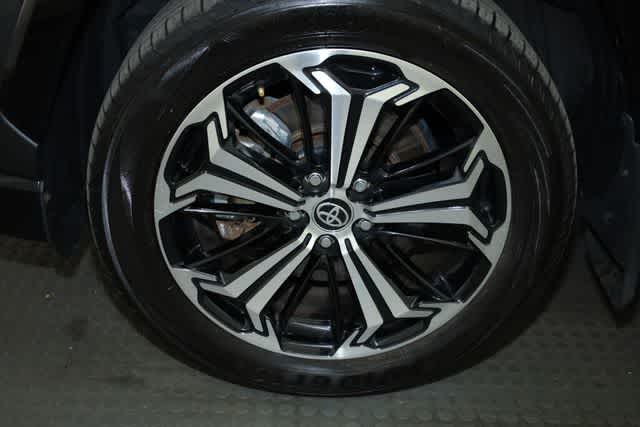 Thumbnail: 2023 Toyota RAV4 - 35