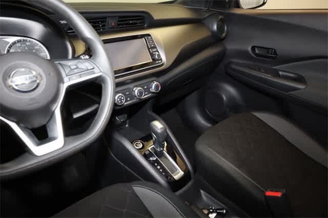 2020 Nissan Kicks S 23