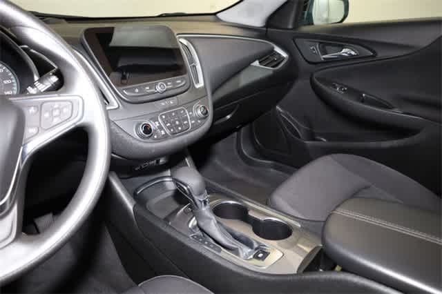 Thumbnail: 2024 Chevrolet Malibu - 23