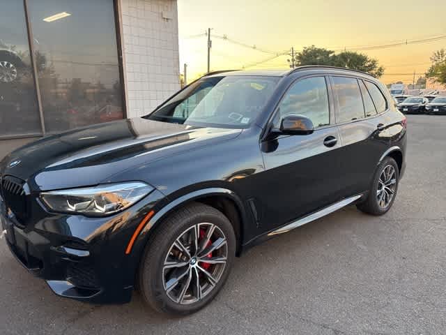 Thumbnail: 2022 BMW X5 - 3
