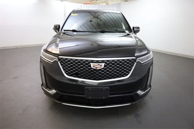 Thumbnail: 2022 Cadillac XT6 - 12