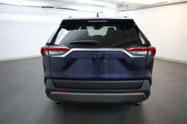Thumbnail: 2019 Toyota RAV4 - 6