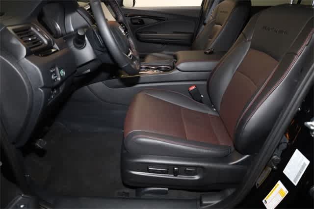 Thumbnail: 2025 Honda Passport - 15