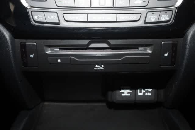 Thumbnail: 2020 Honda Pilot - 32