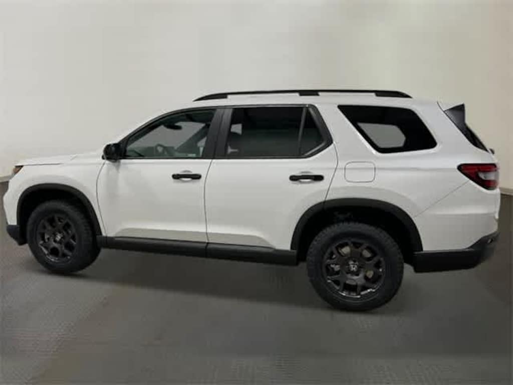 New 2025 Honda Pilot TrailSport SUV