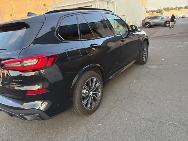 Thumbnail: 2022 BMW X5 - 13