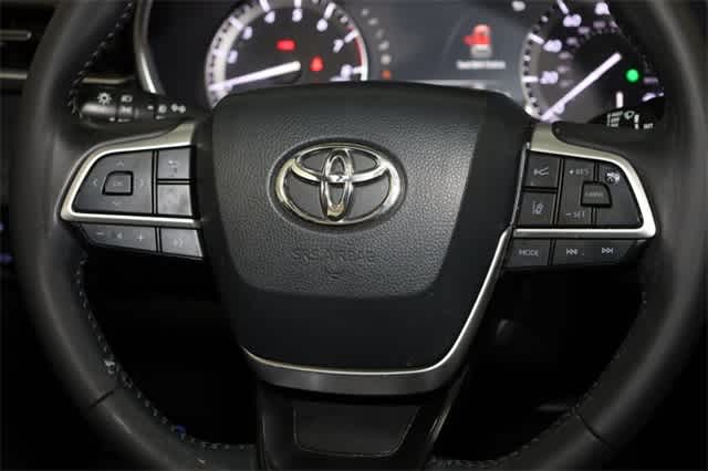 Thumbnail: 2022 Toyota Highlander - 34