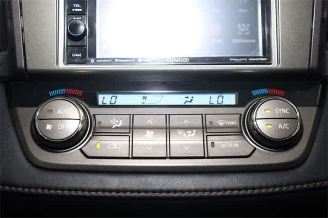Thumbnail: 2014 Toyota RAV4 - 30