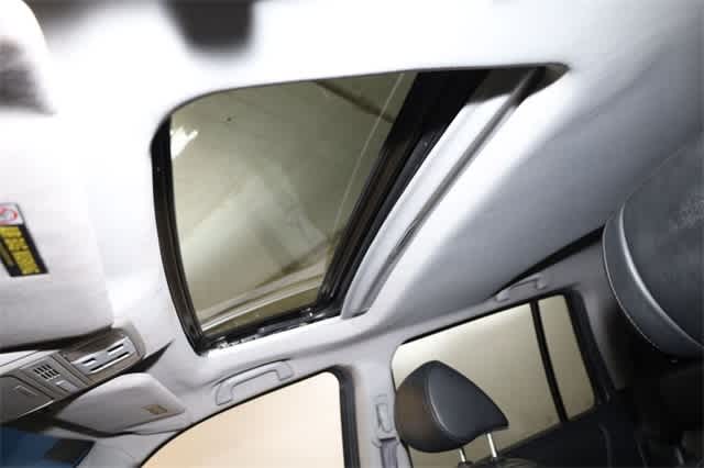 Thumbnail: 2012 Honda Pilot - 27