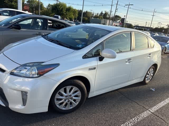 Thumbnail: 2013 Toyota Prius - 2