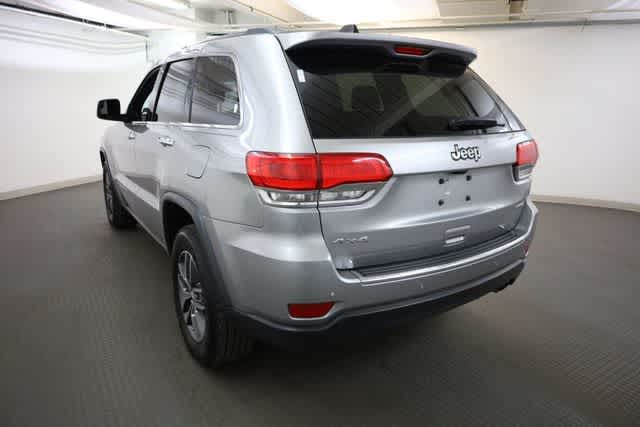 Thumbnail: 2017 Jeep Grand Cherokee - 5