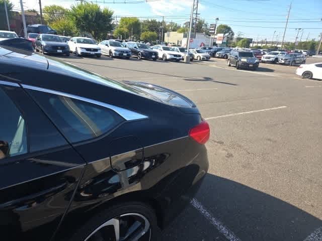Thumbnail: 2022 Honda Accord - 6