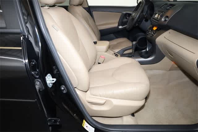 Thumbnail: 2012 Toyota RAV4 - 20