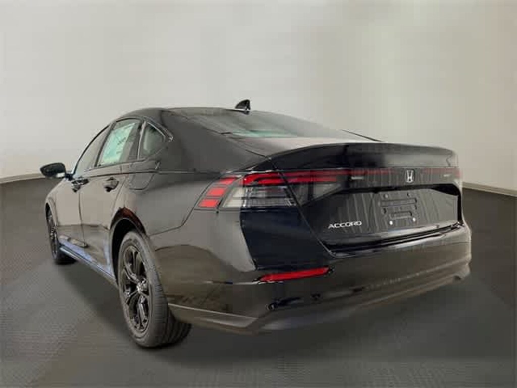 New 2025 Honda Accord SE Sedan