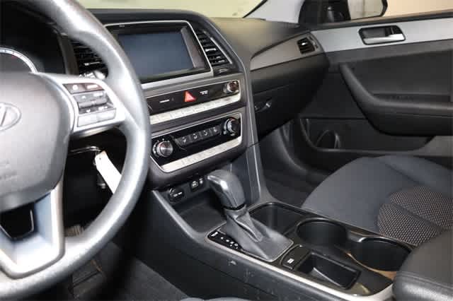 Thumbnail: 2019 Hyundai Sonata - 23