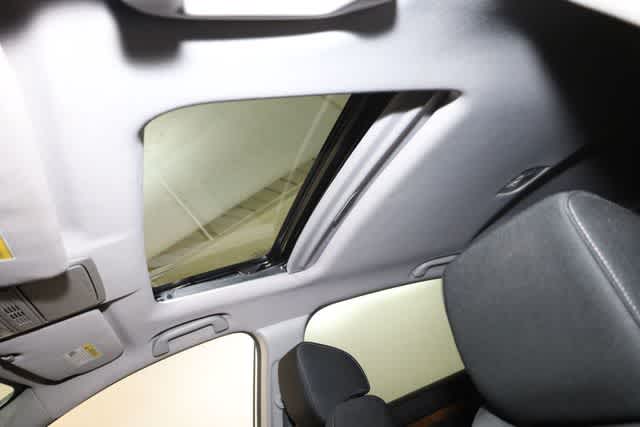 Thumbnail: 2019 Honda CR-V - 20