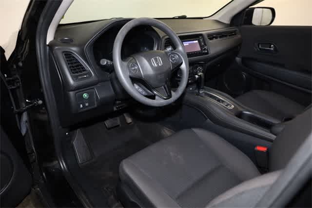 Thumbnail: 2022 Honda HR-V - 16