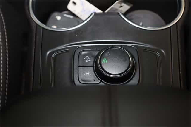 Thumbnail: 2023 GMC Terrain - 33