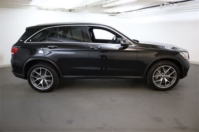 Thumbnail: 2022 Mercedes-Benz GLC - 9