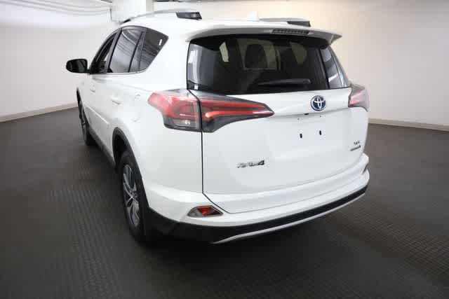 Thumbnail: 2017 Toyota RAV4 - 4
