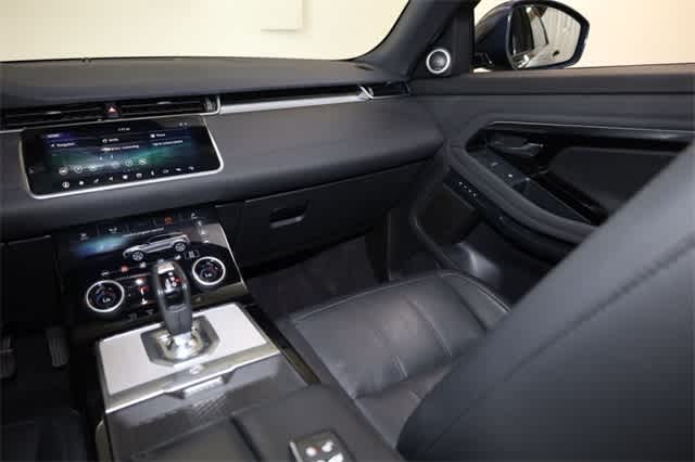 Thumbnail: 2020 Land Rover Range Rover Evoque - 18