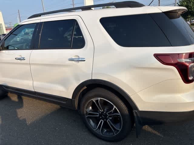 Thumbnail: 2014 Ford Explorer - 4