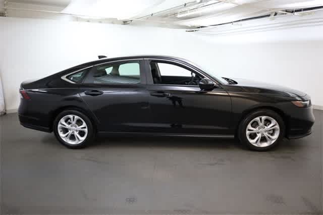 Thumbnail: 2023 Honda Accord - 9