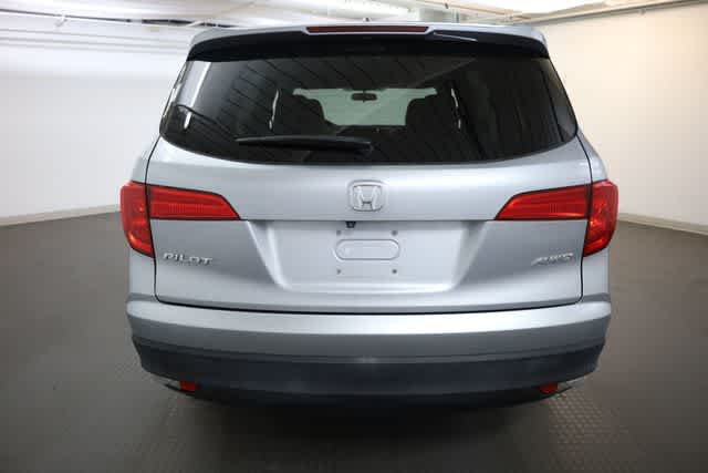 Thumbnail: 2017 Honda Pilot - 6
