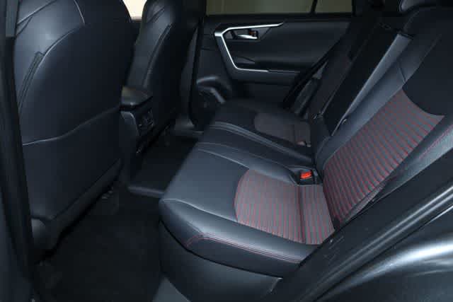 Thumbnail: 2023 Toyota RAV4 - 20