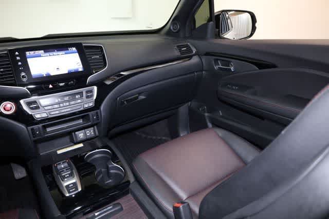 Thumbnail: 2023 Honda Ridgeline - 18