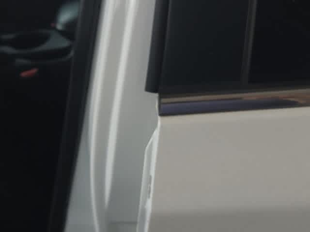 Thumbnail: 2014 Nissan Sentra - 28
