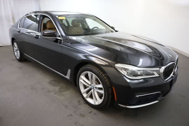Thumbnail: 2016 BMW 7 Series - 10