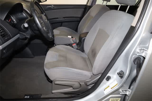 Thumbnail: 2012 Nissan Sentra - 15