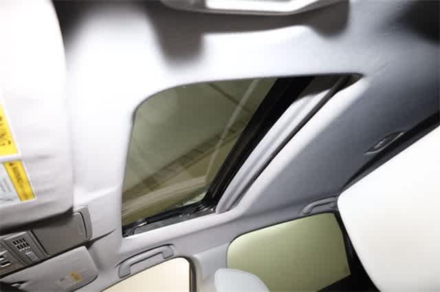 Thumbnail: 2017 Honda CR-V - 27