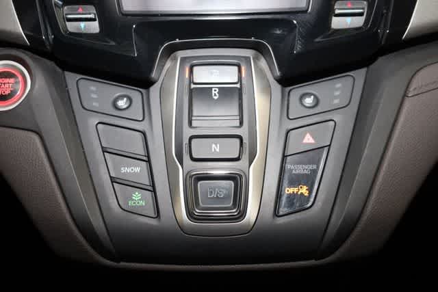 Thumbnail: 2018 Honda Odyssey - 28
