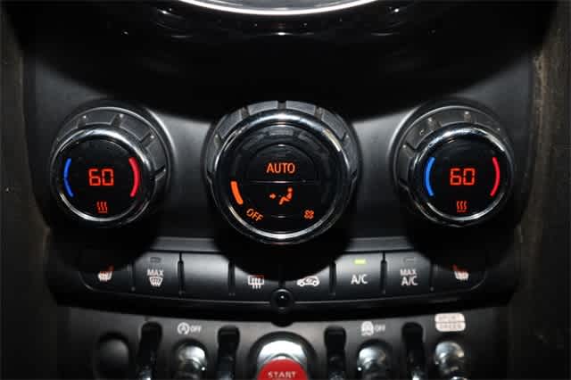 Thumbnail: 2018 MINI Cooper Convertible - 31