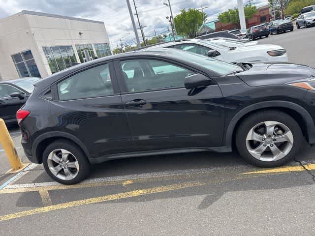 Thumbnail: 2019 Honda HR-V - 16