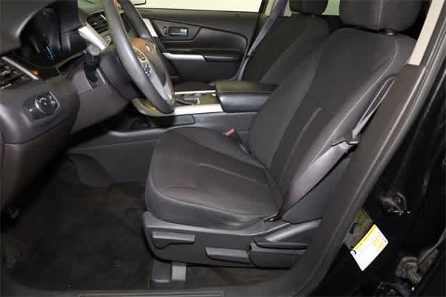 2013 Ford Edge SE 15