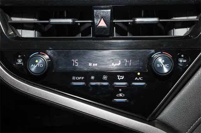 Thumbnail: 2023 Toyota Camry - 30