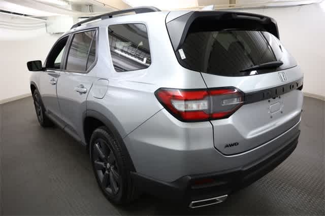 Thumbnail: 2023 Honda Pilot - 5