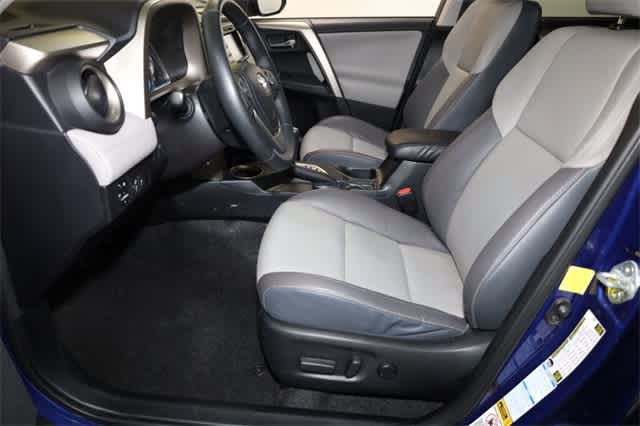 Thumbnail: 2015 Toyota RAV4 - 15