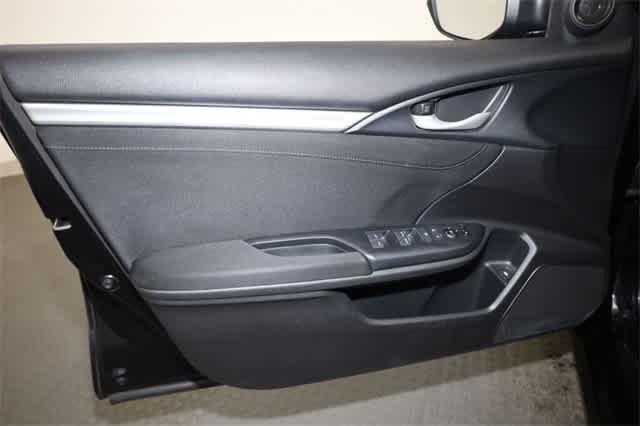 Thumbnail: 2016 Honda Civic - 13