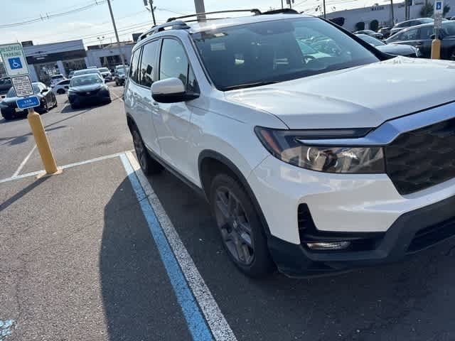 Thumbnail: 2022 Honda Passport - 10