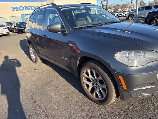 Thumbnail: 2013 BMW X5 - 11