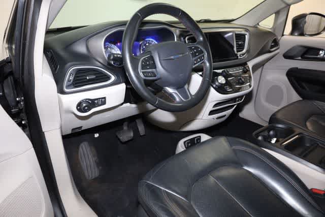 Thumbnail: 2020 Chrysler Pacifica - 14