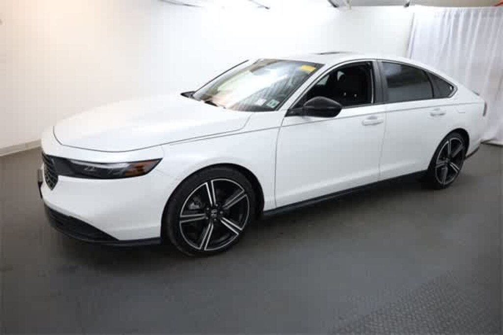 Used 2023 Honda Accord Hybrid Sport w/BSI Sedan