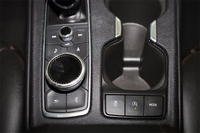 Thumbnail: 2020 Cadillac XT4 - 34