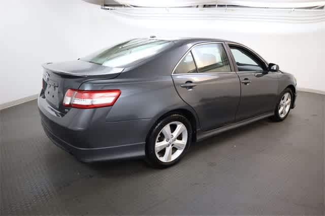 Thumbnail: 2011 Toyota Camry - 8